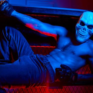 Model - hadez BIGDICK