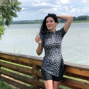 Model - AmyTS bigboobs