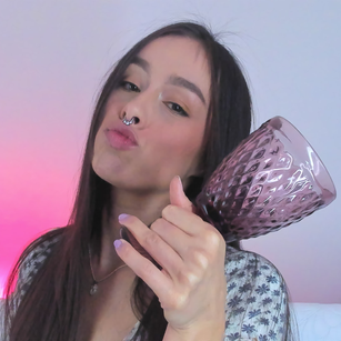 Model - Sara Archbould teen