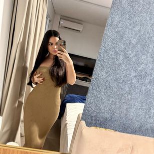 Model - Maysha latina