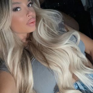 Model - Ashley Addiction sex