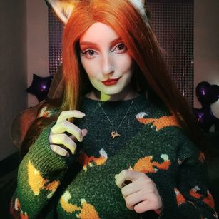 Model - Fliffy_Muffin feet