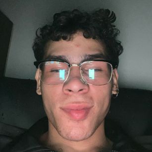 Model - Poysonsam bigcock