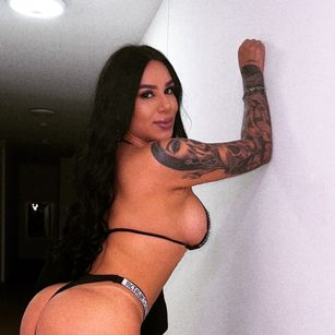 Model - Merline1111 new