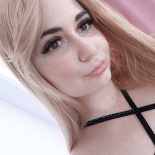 Model - Cruel Siren Femdom