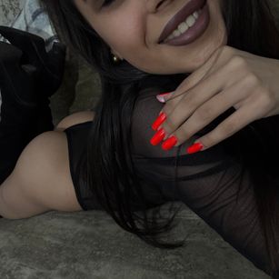 Model - ValentynaBianchi bigass