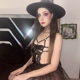 Model - Stephanie Dimileto toys