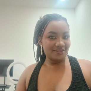 Model - EmmaBrant domination