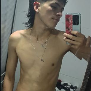 Model - JeanFarelo feet