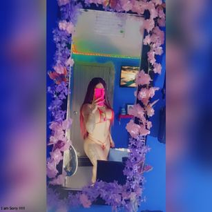 Model - SKARLETH10INCHES gay