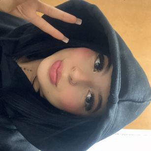 Model - Brianna Hill anal