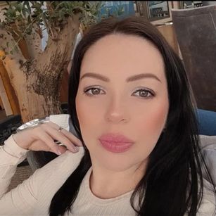 Model - LadyFirefighter extraordinary