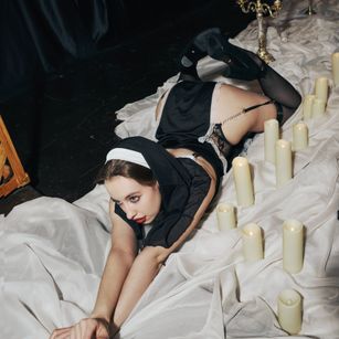 Model - Nicky Summer dirtytalk