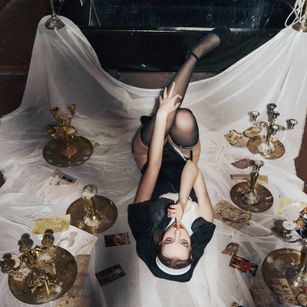 Model - Nicky Summer joi