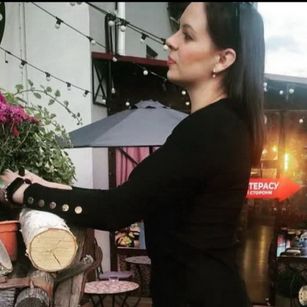 Model - LadyFirefighter polite