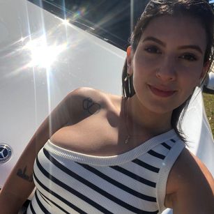 Model - Luna Carter Femdom