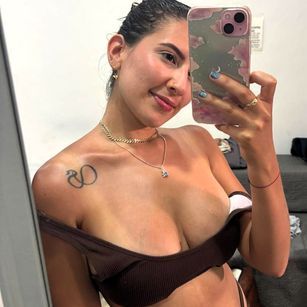 Model - Luna Carter Squirt