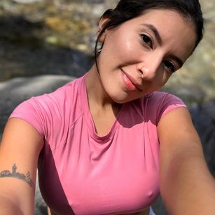 Model - Luna Carter Submissive