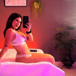 Model - Luna Carter Anal