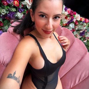 Model - Luna Carter CEI