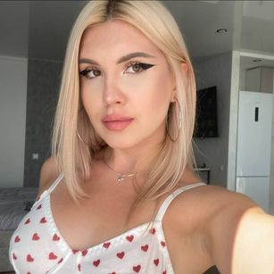 Model - Lil Asty joi