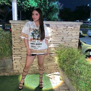 Model - Dhanna Mont cute