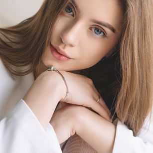 Model - Erica Veil dance