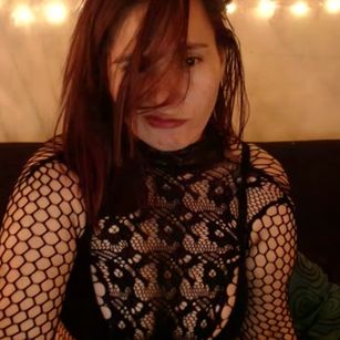 Model - PrettyAline bigass