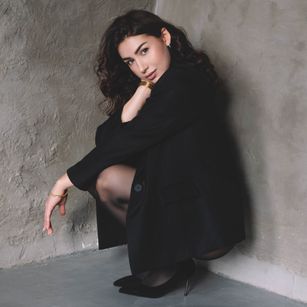 Model - BellaForbs sexy