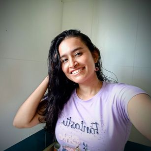 Model - amelie_cam Latin