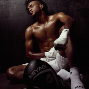 Model - AaronCruz CUM