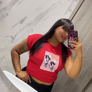 Model - AlinaVega curvy