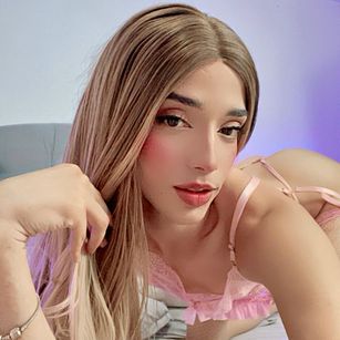 Model - Michelle masturbation