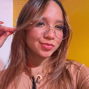 Model - MelanieRoah bigass