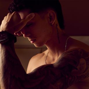 Model - OliverBennet SALIVA