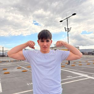 Model - Bayron young