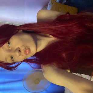 Model - Ari smallass