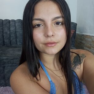 Model - Gaby Queens pussy