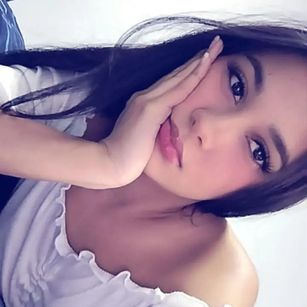 Model - Lucy Owens fetish