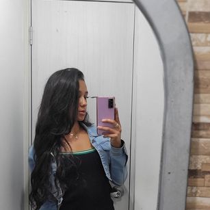 Model - Lucy Owens squirt