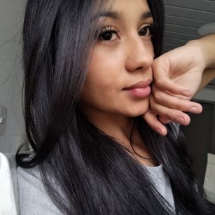 Model - Lucy Owens blowjob