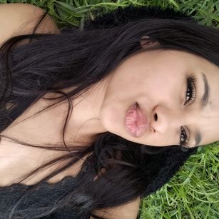 Model - Lucy Owens femdom