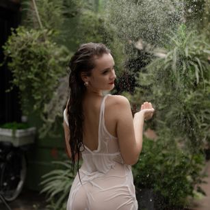 Model - Mary_Mey CEI