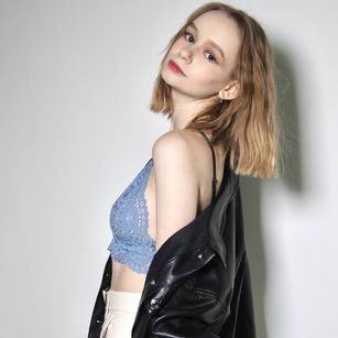 Model - Miss Lina SweetGirl