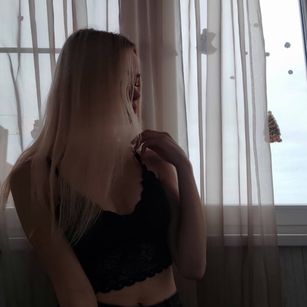 Model - Miss Lina ObeyMe