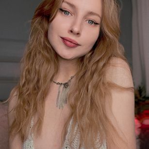 Model - Marenn_Chaleur deepthroat