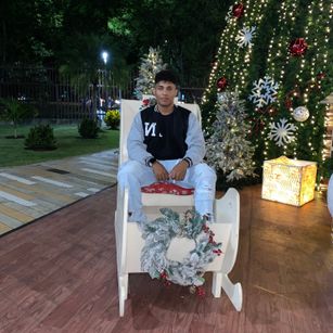 Model - Yoxi Manuel bigass