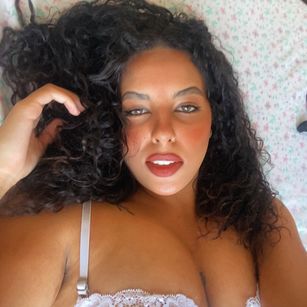 Model - Ladia stockings