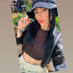 Model - ANDREE_BLOSSOM latina