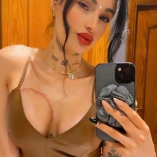 Model - ANDREE_BLOSSOM deepthroat